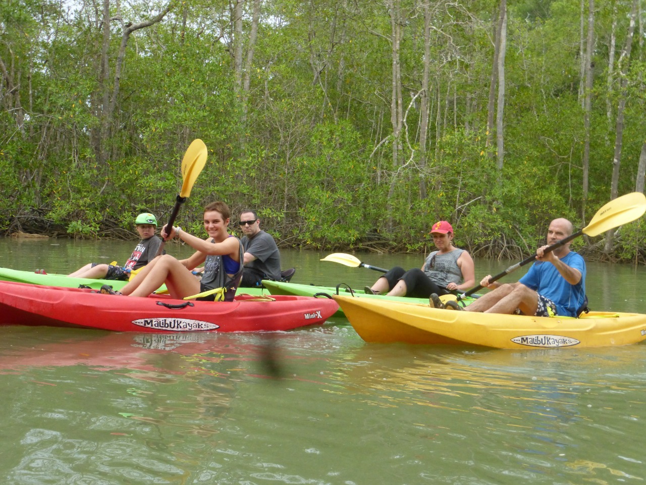 Kayak en los manglares de Térraba-Sierpe